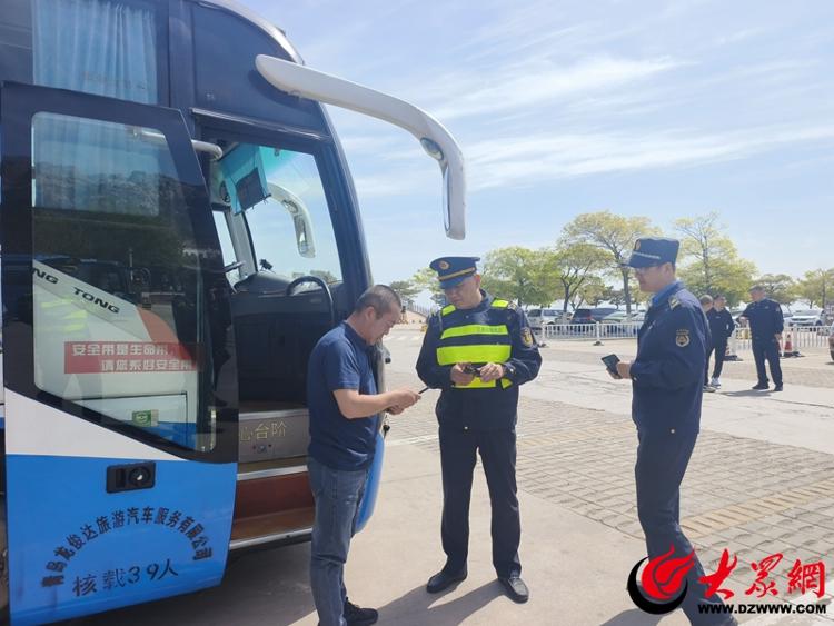 “五一”假期放心游！崂山区交通运输局开展“出租汽车+旅游客车+重型货车”专项整治行动(图4)