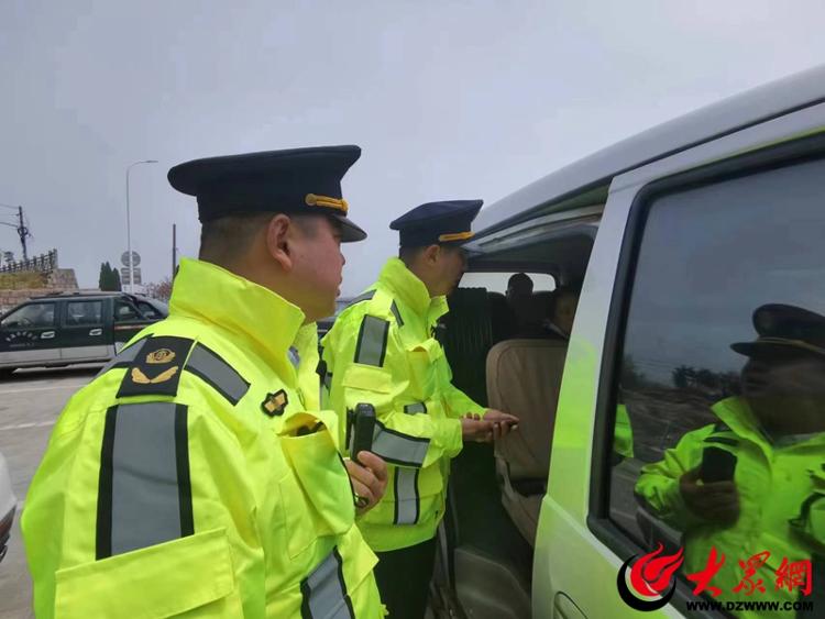 “五一”假期放心游！崂山区交通运输局开展“出租汽车+旅游客车+重型货车”专项整治行动(图3)