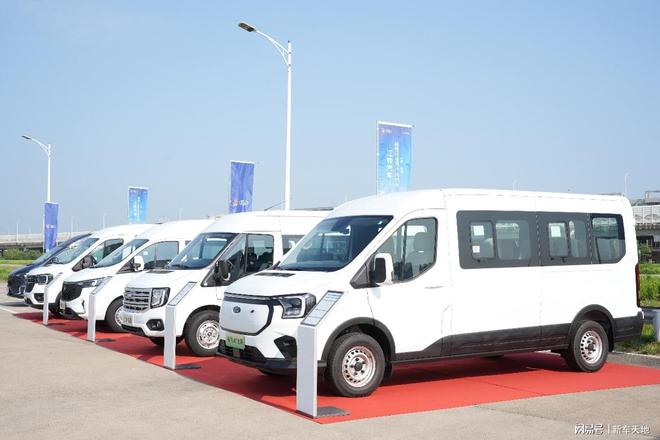 江铃汽车租赁行业用户共创会南昌启幕共谋发展新战略(图2)