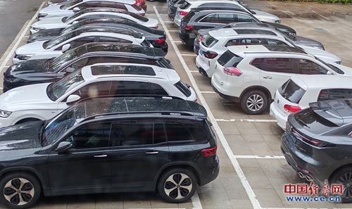 kaiyun入口：自驾游市场国庆再攀高峰行业堵点有待畅通(图4)