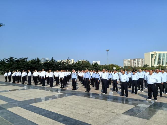 kaiyun：潍坊市中心城区出租汽车文明服务大提升主题活动启动(图2)