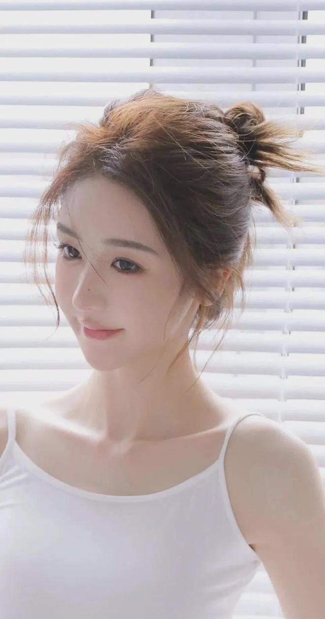 网红小桃酱出租车的游戏特色_网红小桃酱出租车的游戏特色V9(图1)