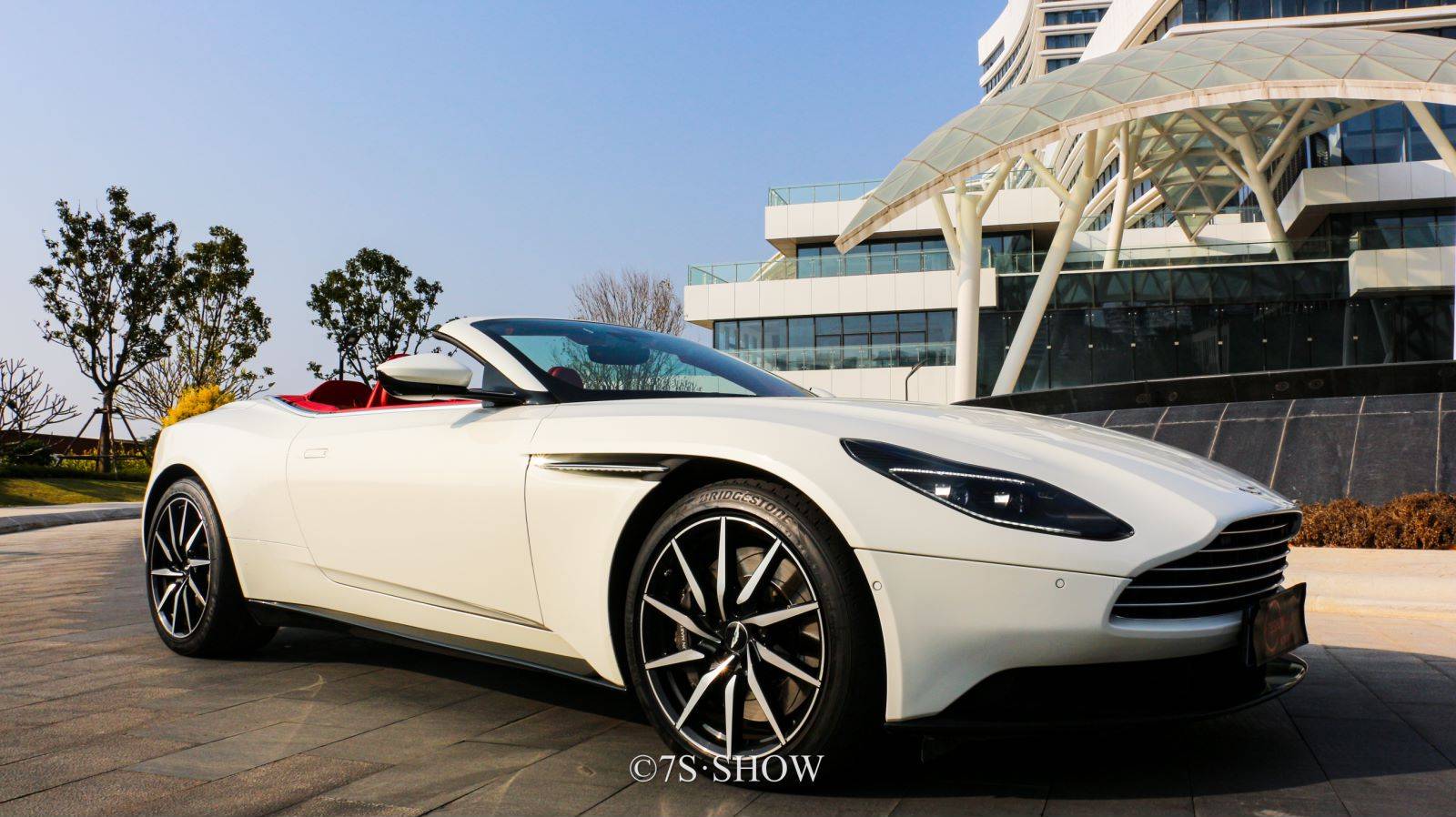 春节租车回家注意事项让您的旅途更顺畅！(图1)