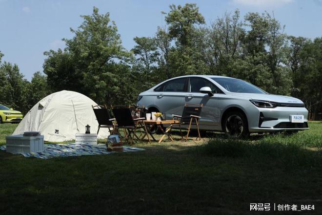 kaiyun网站：自驾游热潮涌动点燃千亿租车市场(图2)