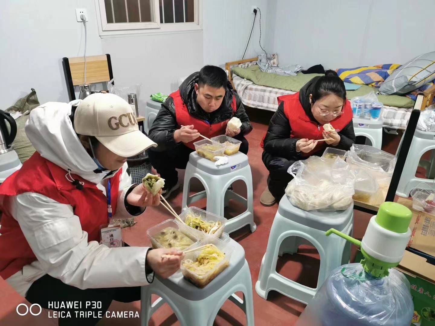 kaiyun网站：好网民在淄博李冲：出租汽车行业最美驾驶员(图3)