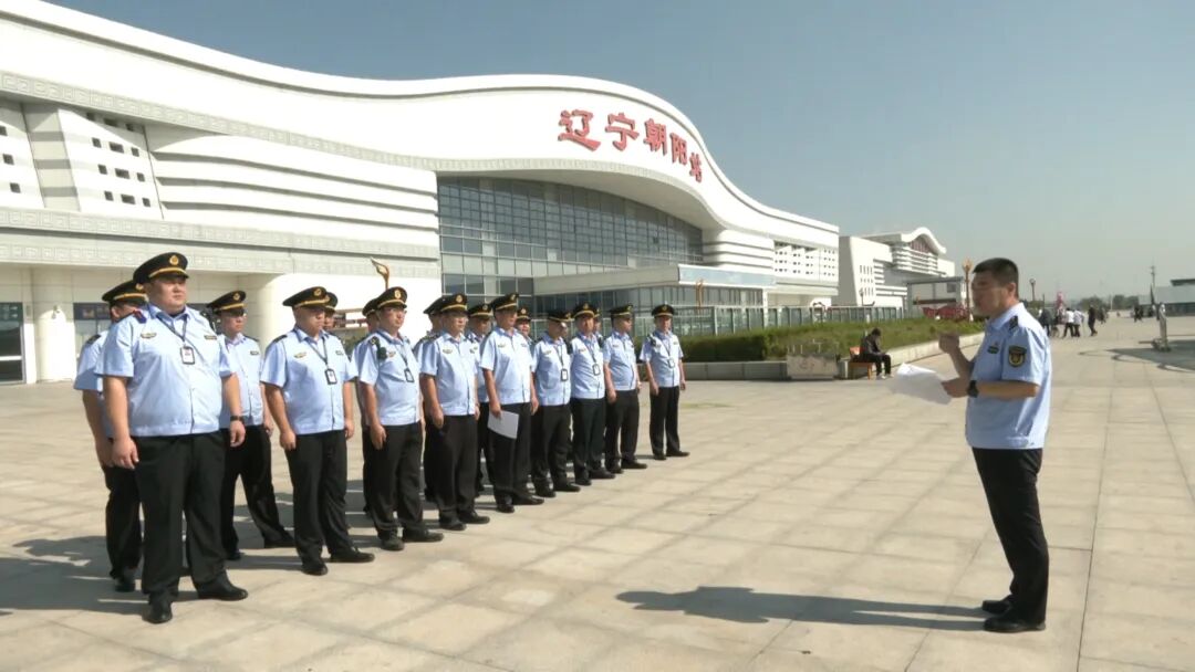 辽宁朝阳启动出租汽车市场专项整治行动(图1)