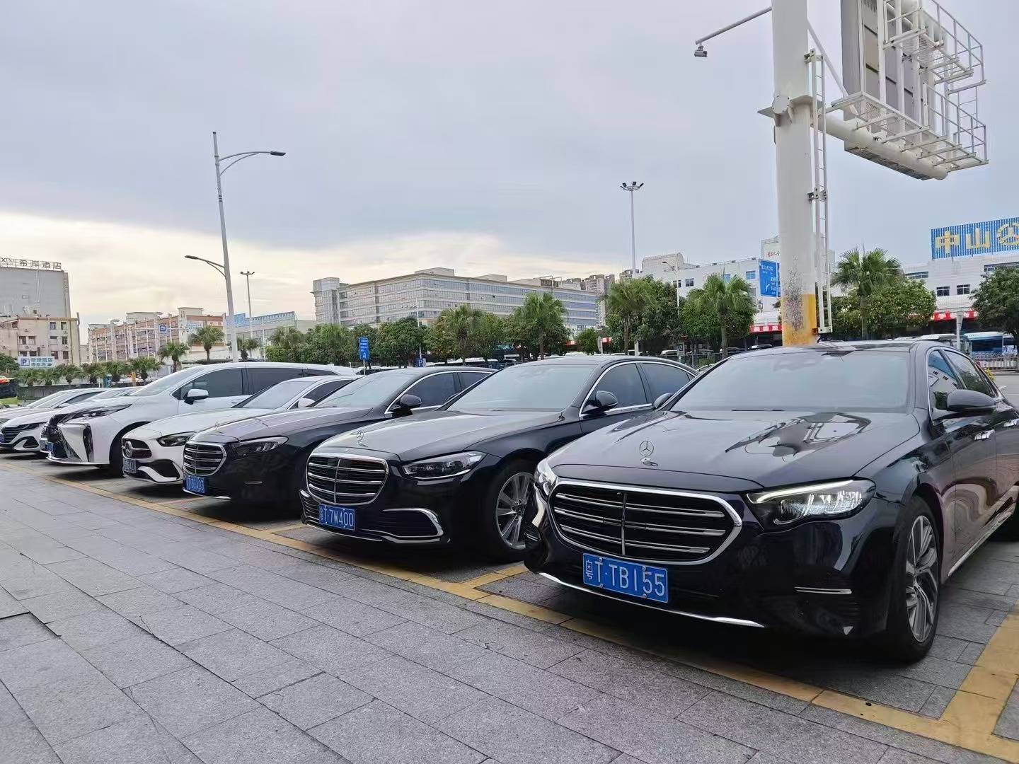 分享租车攻略：如何选到靠谱又划算的租车公司(图1)