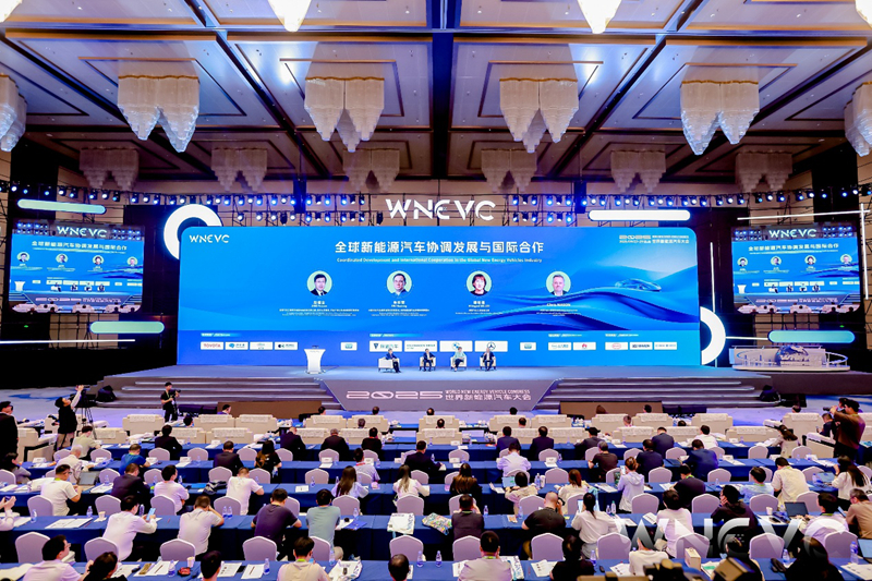 kaiyun网站：多重优势叠加海南发力全球新能源汽车制造与贸易枢纽(图3)