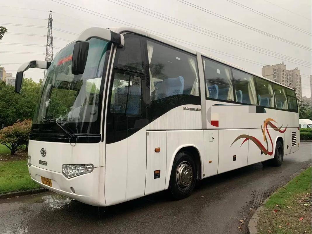 广州市伟乐汽车租赁有限公司：商务车轿车面包车中巴全品类汽车租赁服务优选(图1)