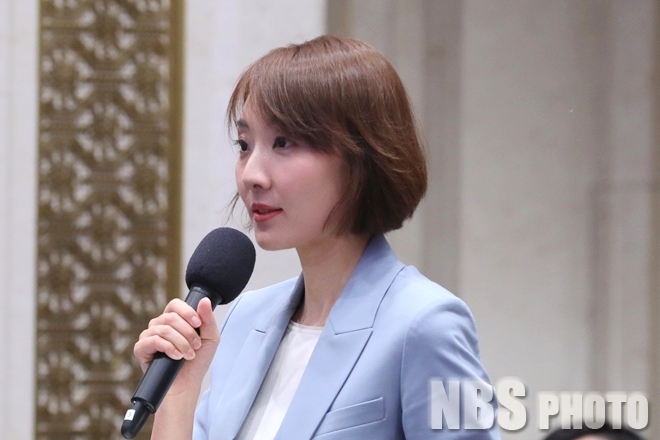 kaiyun入口：国家统计局新闻发言人就2026年1—2月份国民经济运行情况答记者问(图4)