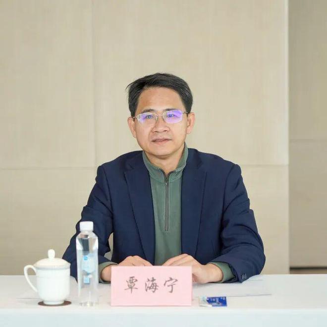 kaiyun：广州公交集团领导到访大众交通集团共探出租汽车行业高质量发展新路径(图2)